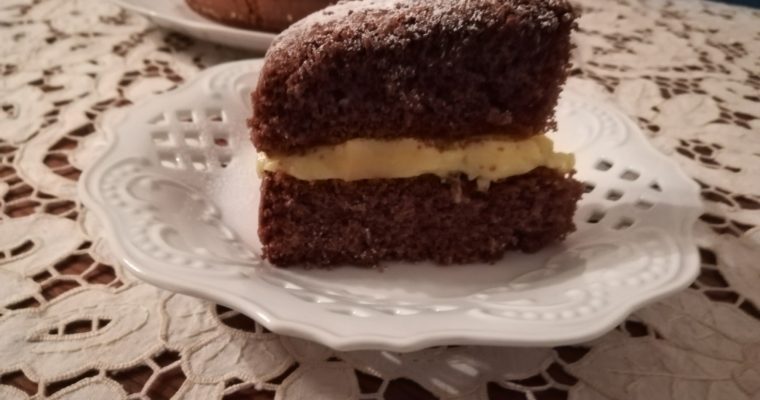 TORTA AL CIOCCOLATO DA FARCIRE